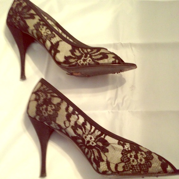 HOST PICK!!! Stuart Weitzman black lace heels, 9.5
