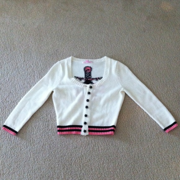 SOLD Betsey Johnson small love hurts cropped sweat