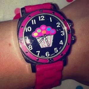 Hotpink rubber cupcake watch