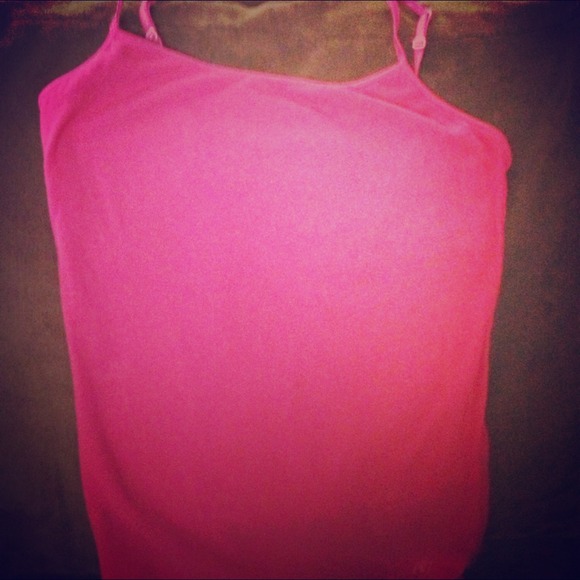 💗Hot pink Aero cami💗