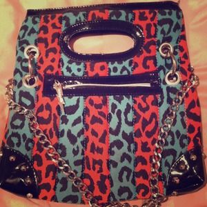 Price Reduced!Animal Print Purse-- Betseyville