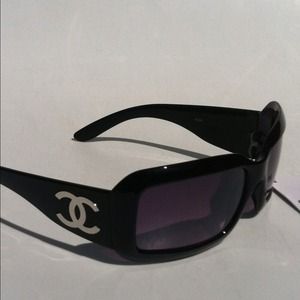 New Chanel black sunglasses