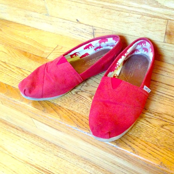 Used Authentic Toms