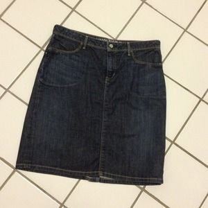 Banana Republic knee-length denim skirt