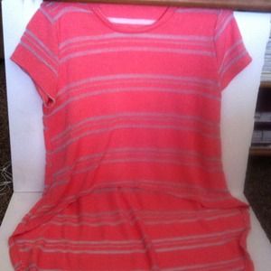 Coral and white striped hi-low t shirt