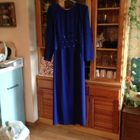 Almost new blue formal size 16