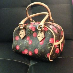 Cherry hand bag