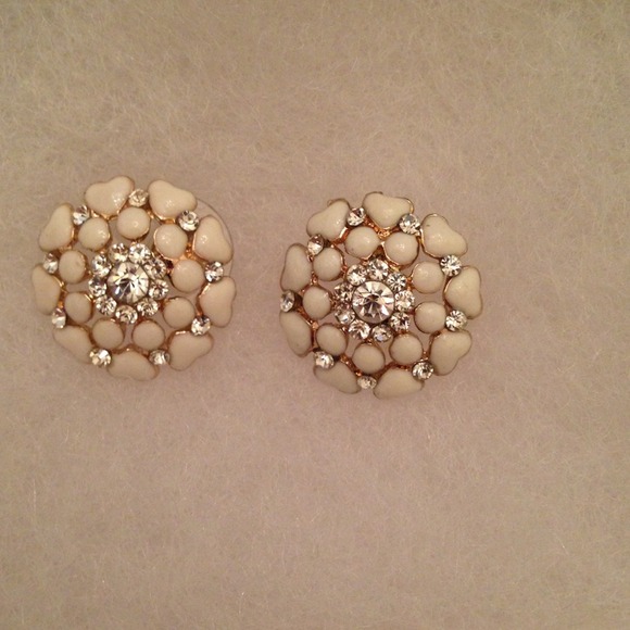 Flower white/beige diamond earrings NEVER WORN