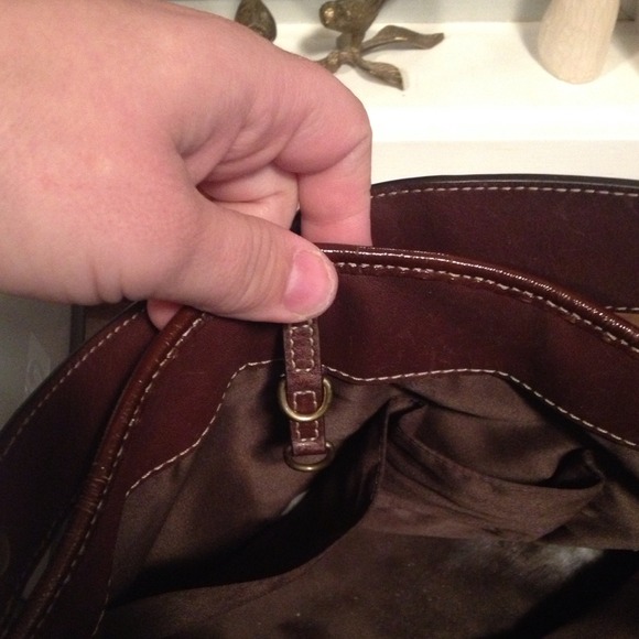 Authentic Coach purse - Picture 3 of 4