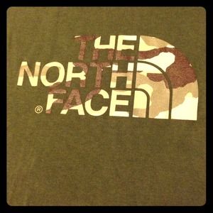 Men's North Face T-shirt!