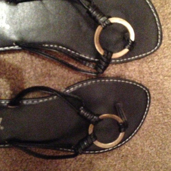 Black sandals - Picture 2 of 2