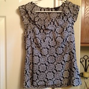 Brand new never worn black and white top
