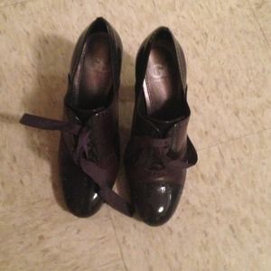 Bundle for @lsayoung.