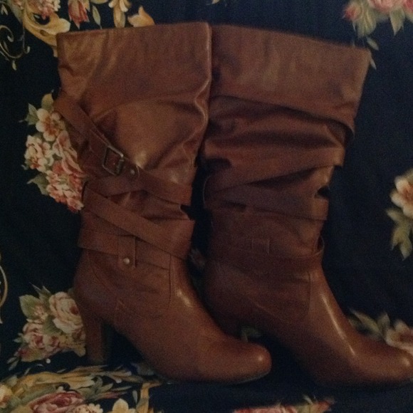 Pin Up Boots - CUTIE PATOOTIE BOOTS TRADED TO A BEAUTIFUL LADIE