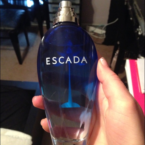 Escada perfume