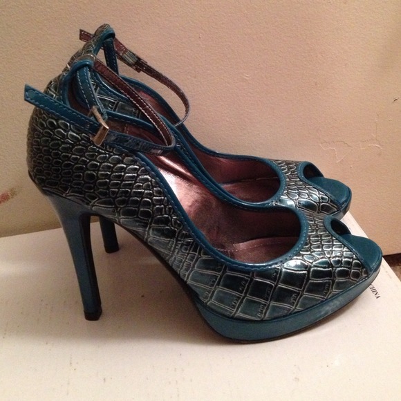 New teal heels👠 very sexy!