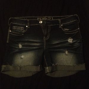 🚫SOLD IN BUNDLE🚫 Rue 21 dark denim shorts