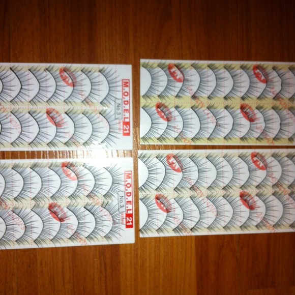 ❌Sold❌Eyelashes all 4 packs