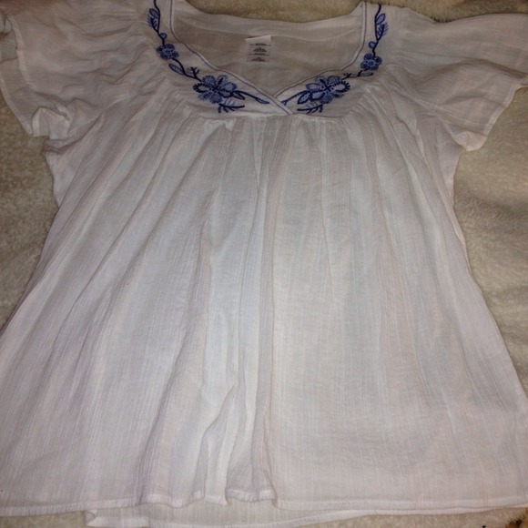 💙White Cotton Light & Airy Summer Top💙