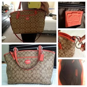 Coach Peyton pocket tote