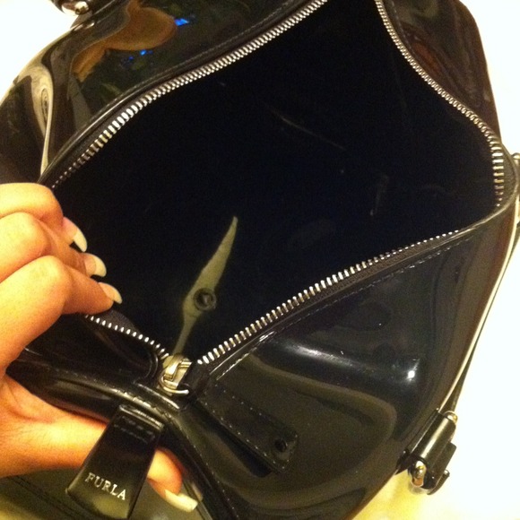 SOLDDDDD! authentic FURLA handbag - Picture 3 of 4