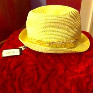❌⛔❌TRADED❗Gorgeous gold freckled BEBE fedora.