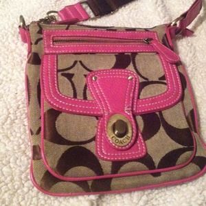Shoulder/Side purse (Authentic )