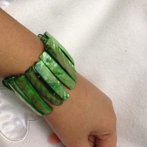 CLEARANCE!!! Seashell bracelet