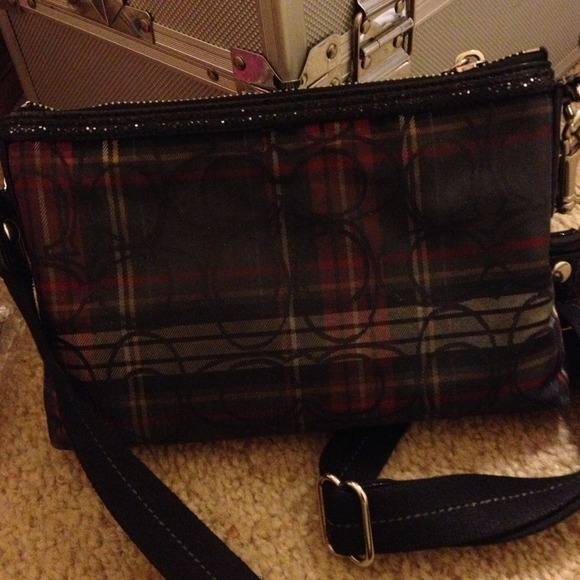 Authentic Coach - Picture 3 of 3