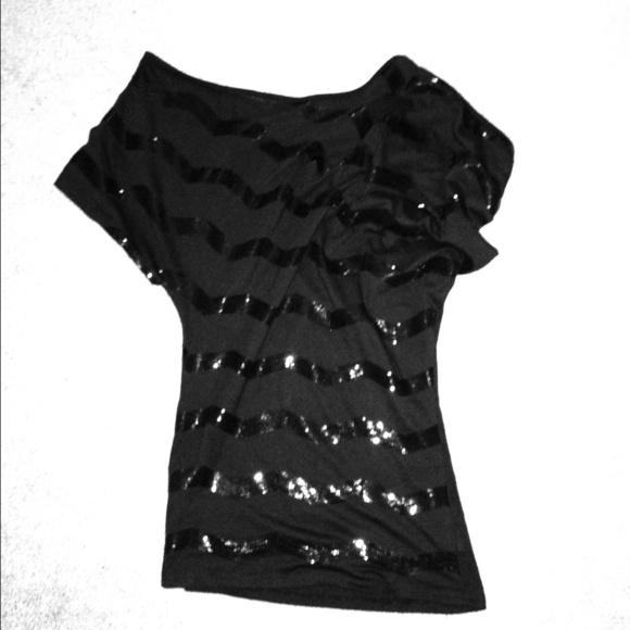 **sold in bundle*** Victoria Secret dressy top