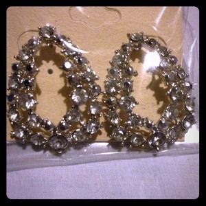 Rhinestone teardrop earring