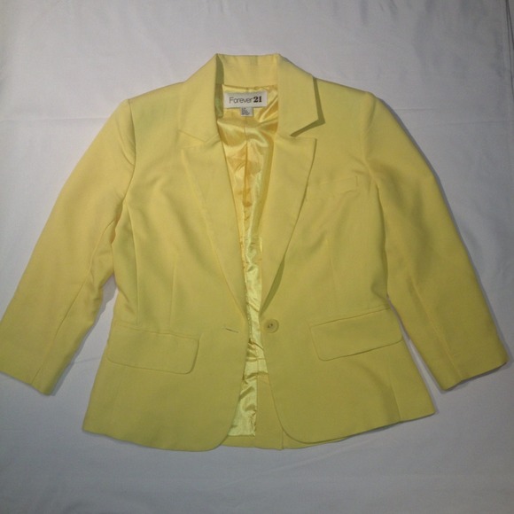 SOLD!💐 Forever21 Yellow Blazer