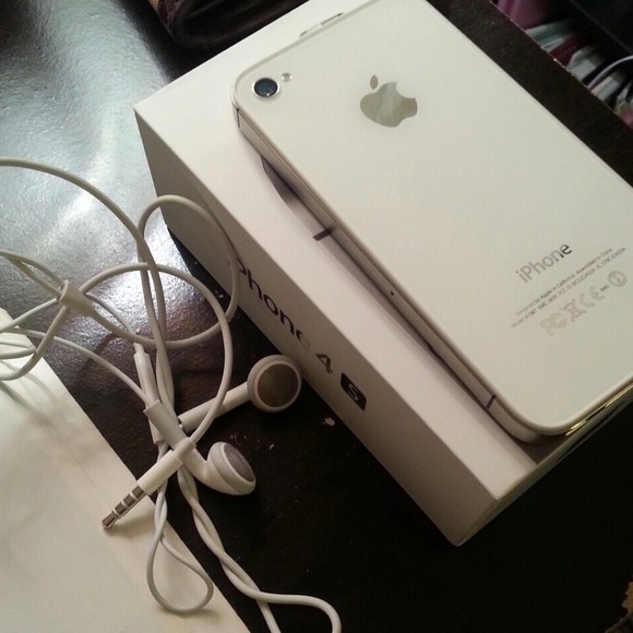 SOLD ON EBAY iPhone 4S 16GB (AT&T)