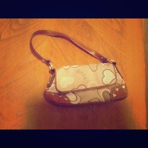 NWOT XOXO PURSE! VERY CUTE!