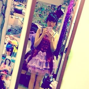 Cute Halloween costume wonderland girl