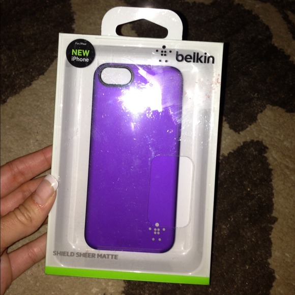 🎉🎉🎁SOLD🎁🎉🎉Purple Belkin iPhone 5 case