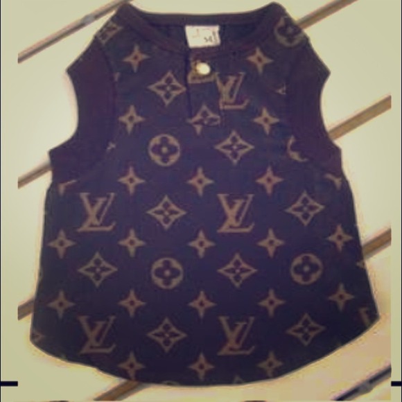 Dog LV shirt