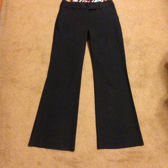 Express Correspondent Black Slacks in a size 0R. - Picture 2 of 4