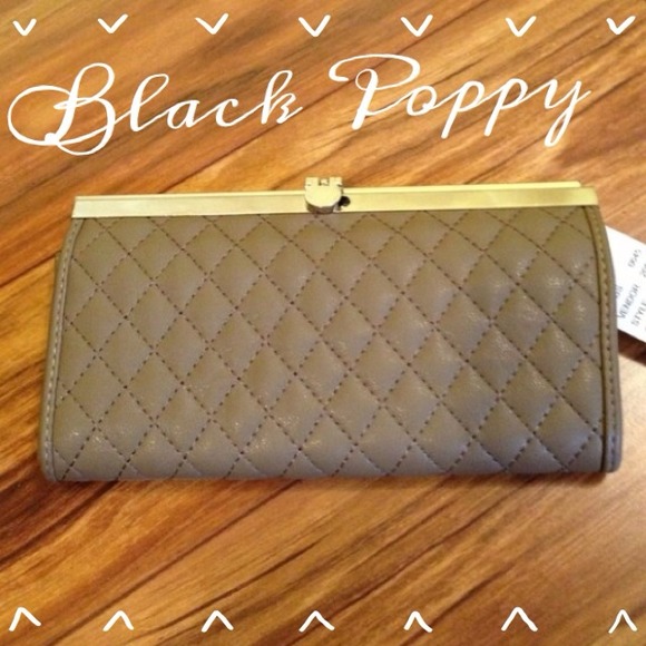 Black Poppy Clutches & Wallets - 🚫HOLD FOR @tinychild 🚫NWt Black Poppy clutch
