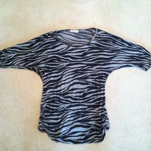 **SOLD**Maternity top!!