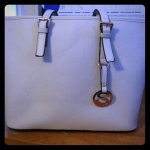 The perfect tote for the Beach!!!