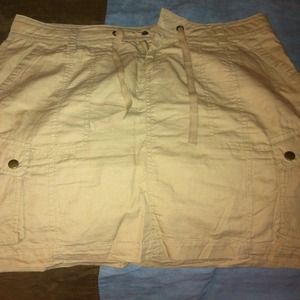 ****RESERVED*****. Bundled with green skirt