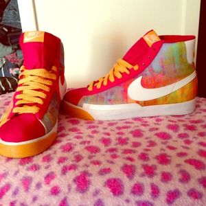 Nike Hi-Top Retro 80's Style! :)