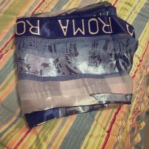 Roma scarf reserved for @leviolon