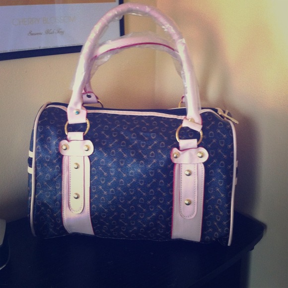 Brown hand bag