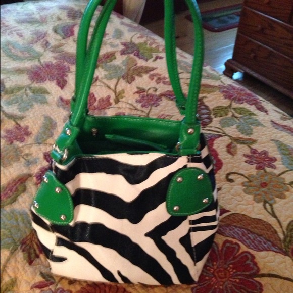 Petite handbag