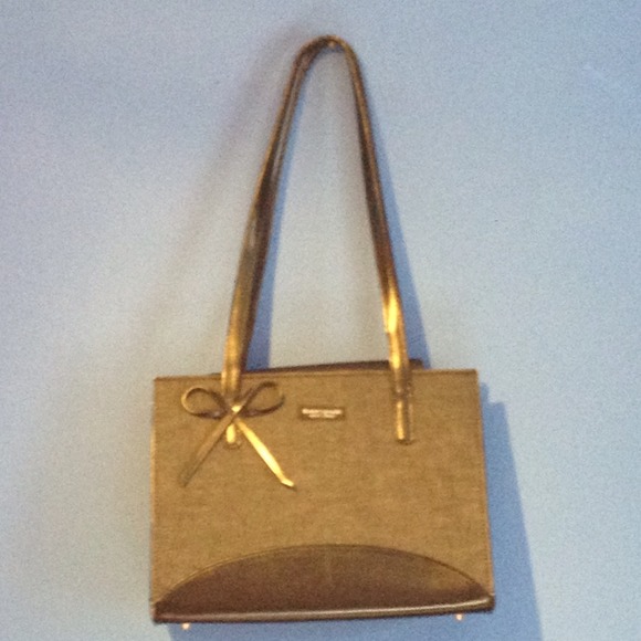 kate spade Handbags - ☔ Black & Grey Authentic Kate Spade Purse