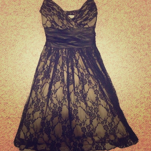 Size medium lace Speechless dress