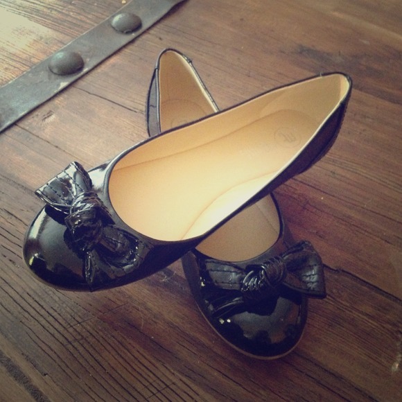 Mootsies Tootsies black bow flats