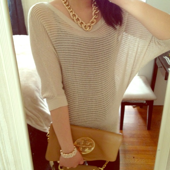 ❌SOLD❌Gold sparkly mesh top